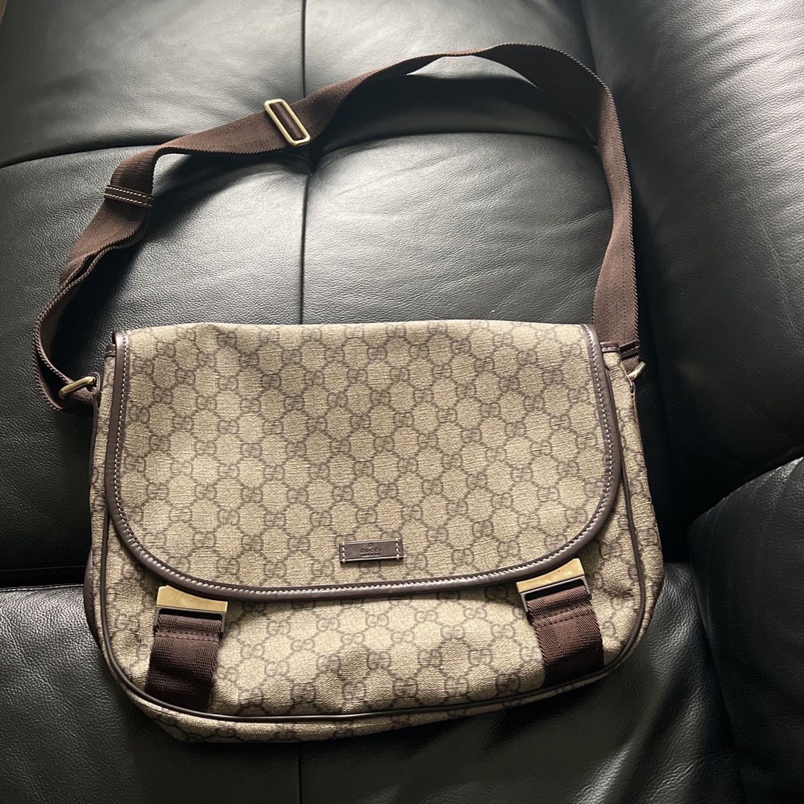 Gucci Messenger Bag ( Disney edition ) for Sale in Las Vegas, NV - OfferUp