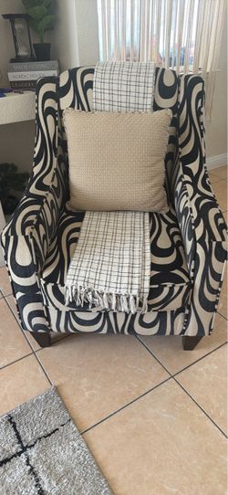 2side chairs