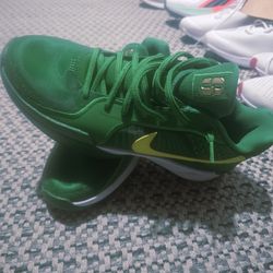 Nike Sabrina 2 Oregon  Basketball Shoes Size 11
