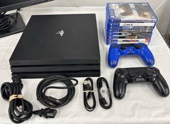 PS4 Pro + Games