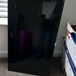 “43”TCL Roku Tv. 