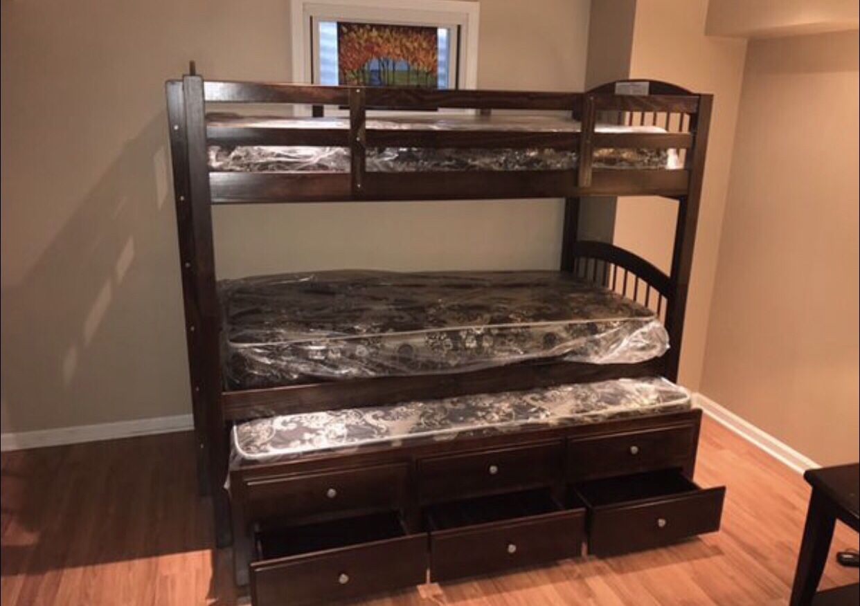 Triple bunk bed with mattresses