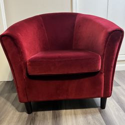 Red Velvet tub chair in great condition (like new) No tear, no stains - Deal won’t last 70 for each