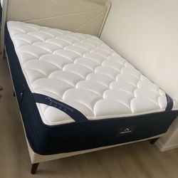 Dreamcloud Mattress Queen
