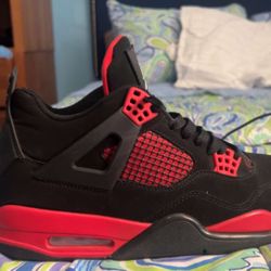 Jordan 4 Red Thunder Size 11