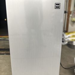 RCA RFR322-C Mini Fridge – Clean, Works Great! ($50)