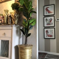 Very  Beautiful Gorgeous artificial plant