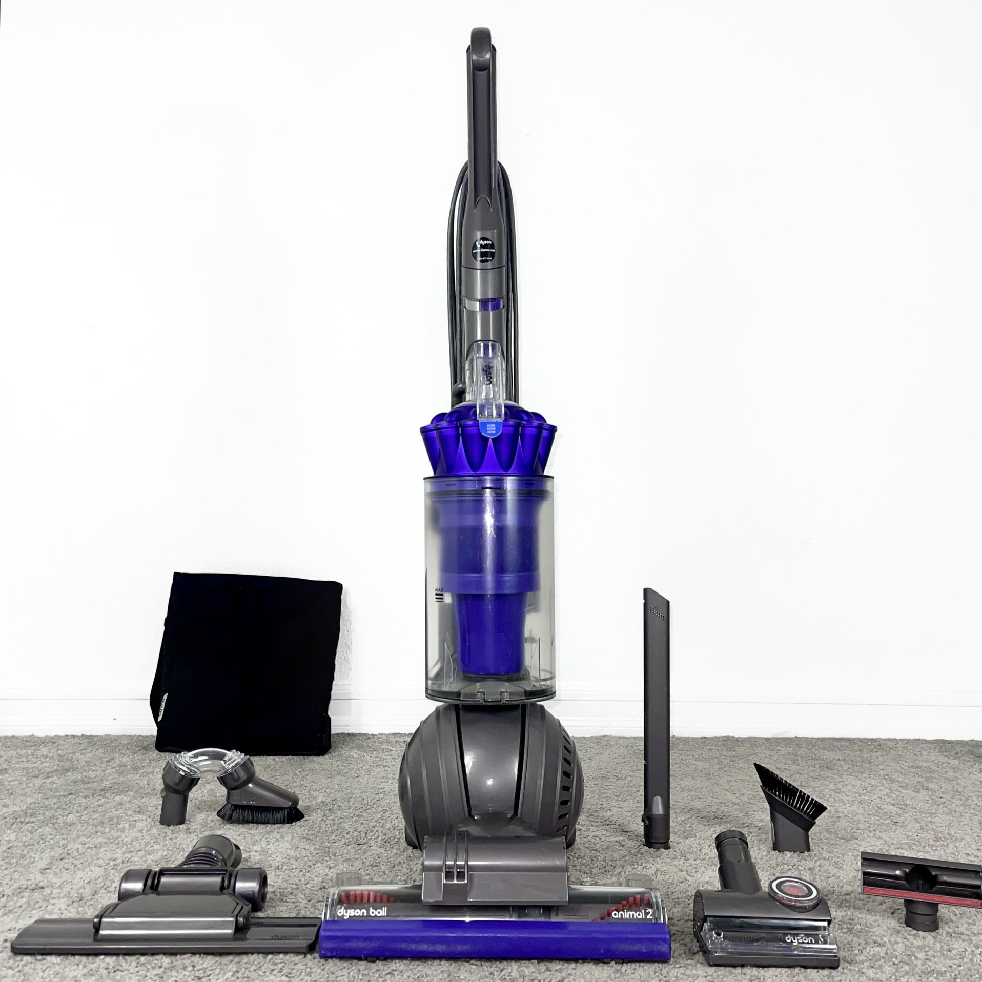 Dyson Ball Animal 2 Vacuum Cleaner w/ attachments - Aspiradora