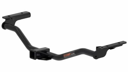 CURT Hitch receiver 2”. Model 13386. Ford Explorer. Brand New.