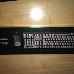 Keyboard With Mouse 