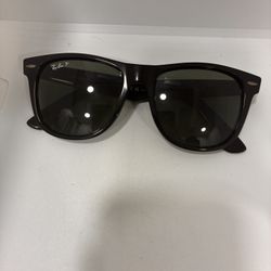 Ray Ban Classic Wayfarer Polarized Lenses 