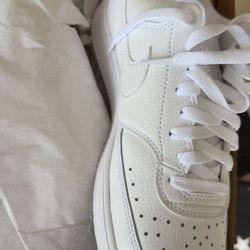 Nike Court Vision Low