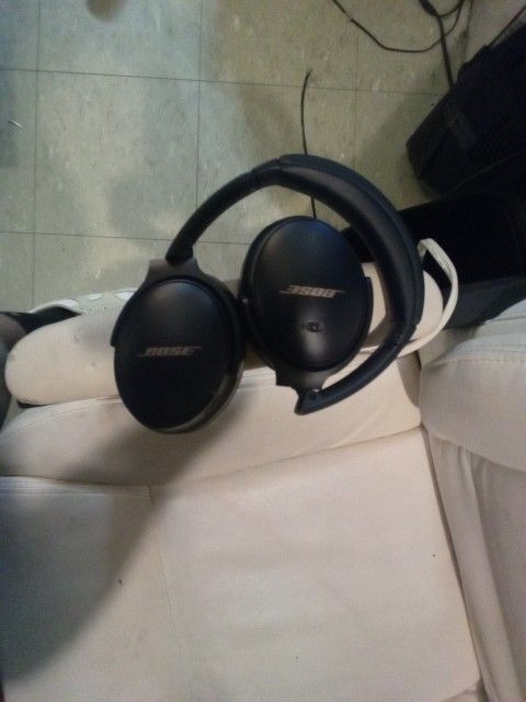 Bose Noise Cancelling Headphones Model QC 45