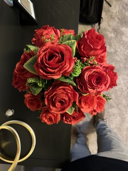 Red Rose Centerpieces