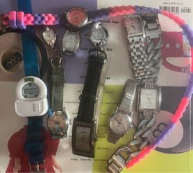 VINTAGE LOT OF 10 WATCHES OFFERS WELCOME!