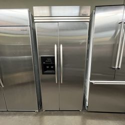 KITCHEN AID REFRIGERATOR 