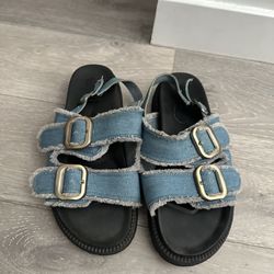 Womans Sandal