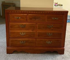 Vintage 3 Drawers Dresser - Solid Wood, Strong Build