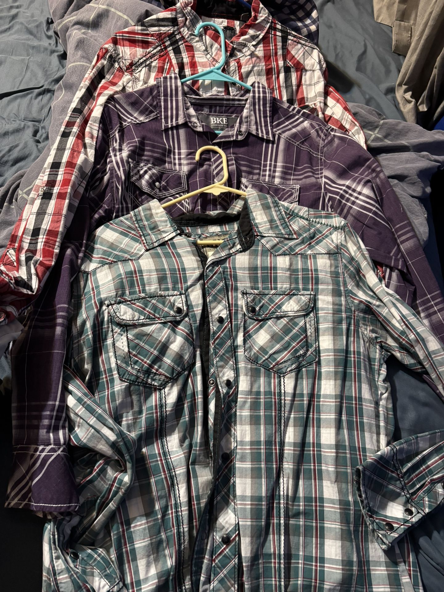 Mens Size Large BKE Long Sleeve Lot