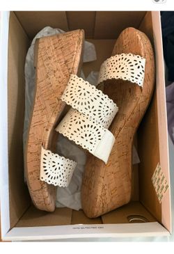 Size 10 & 9 Women’s Shoes