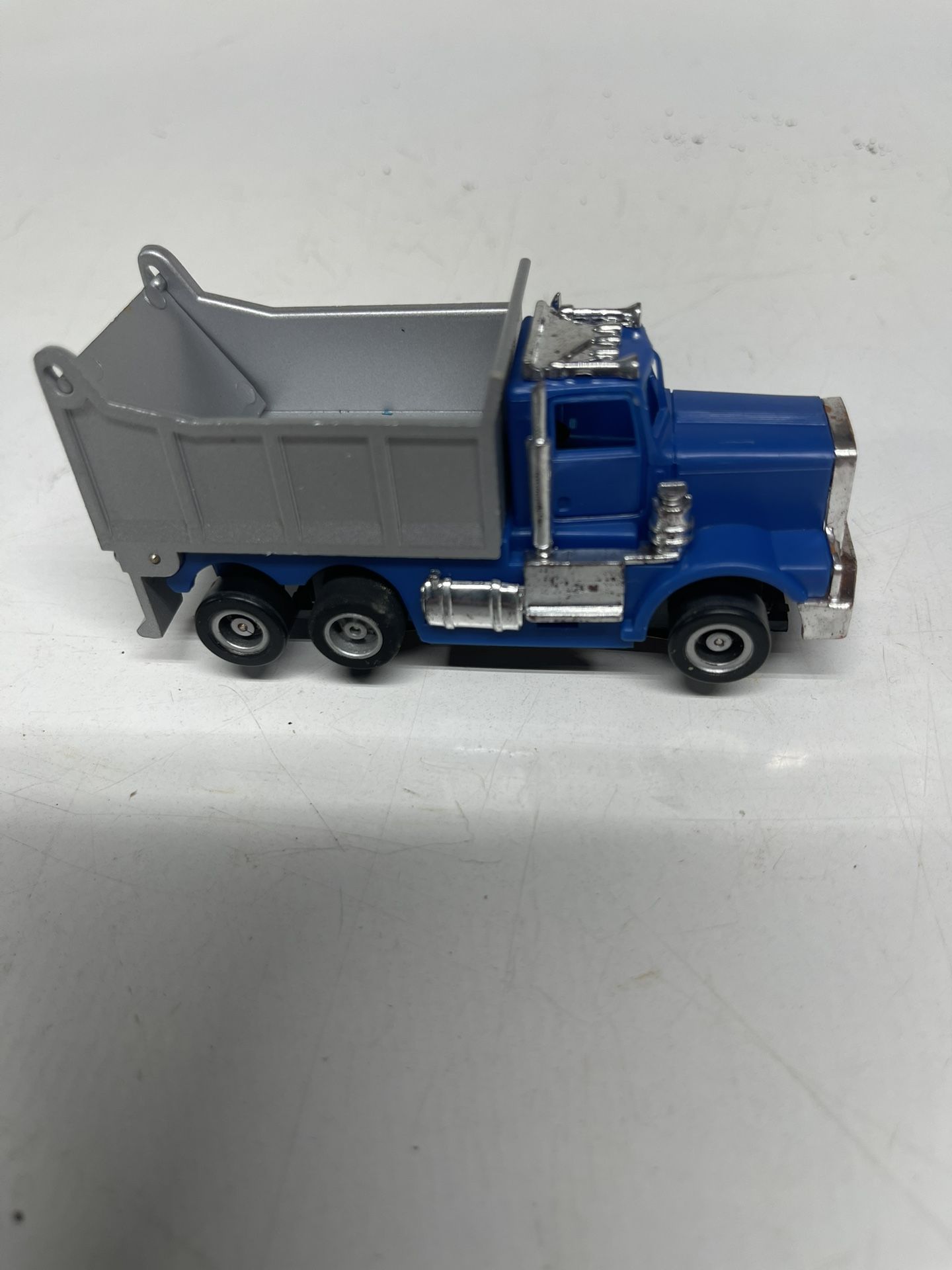 Tyco US1 Trucking Blue/Silver Dump Truck Slot Car Battery Tested. Pickup Or Ship At Buyers Expense