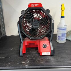 Milwaukee fan