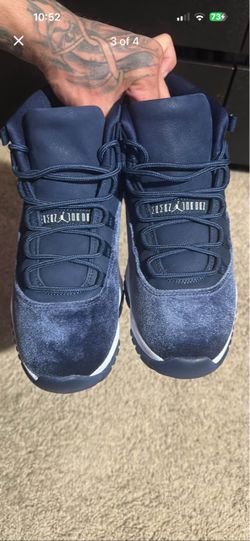 Jordan 11 Retro Midnight navy