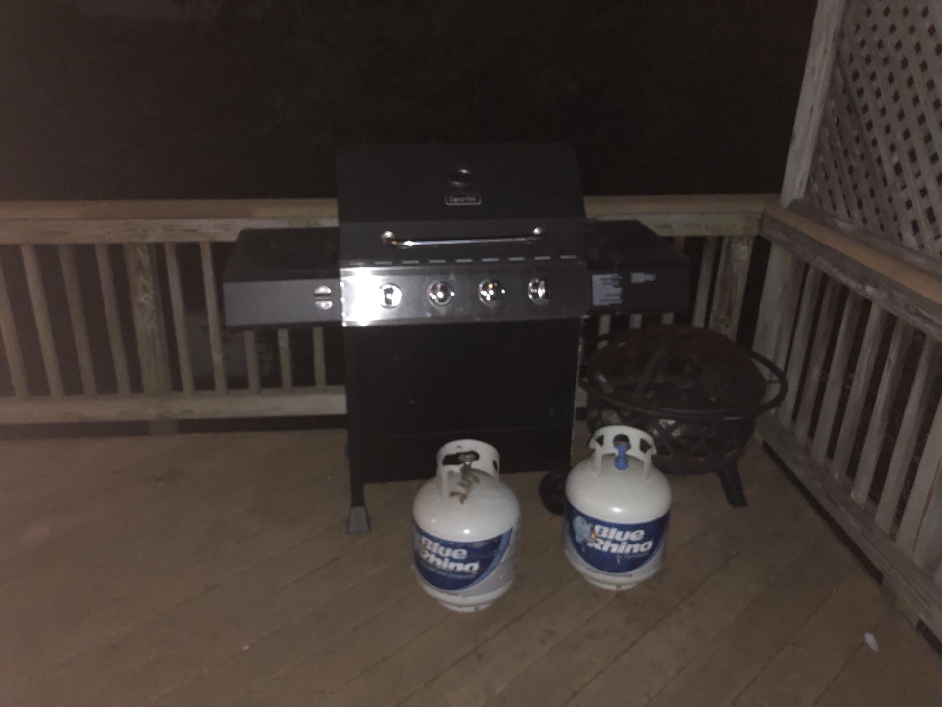 Grill & fire pit 140$