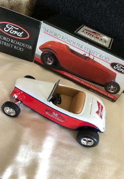 Bud 1934 Ford Roadster Bank