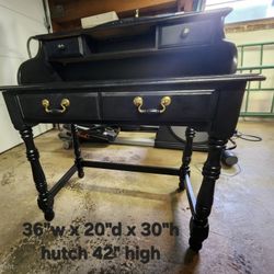 Vintage Black Wood Entry table desk
36"w x 20"d x 30"h. hutch 42" high
Has 3 drawers