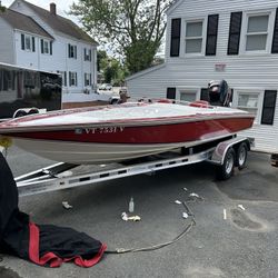 1994 Super Boat with 2018 250 Mercury Promax Motor.