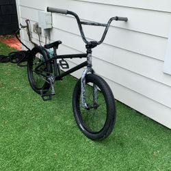 Free Agent BMX Bike 