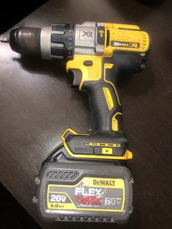 DeWalt XR 20v Brushless hammer drill W/60v flex Volt Battery