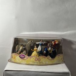 Disney’s Belle figurine set 