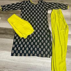 Kurtha Suruwal Set