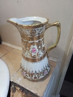 antique porcelain ewer or pitcher, h
