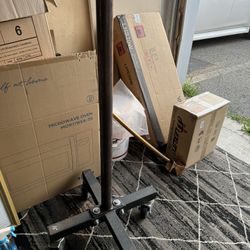 Vertical Plate Holder With Wheels 