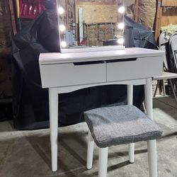 Makeup Vanity Desk 