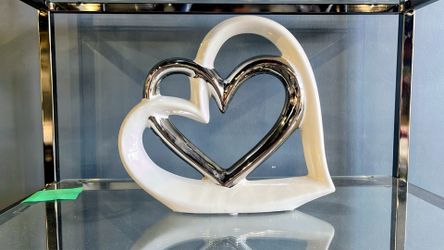 Double Hearts Tabletop Sculpture Size: 11"W X 2"D X 10"H Material: Ceramic