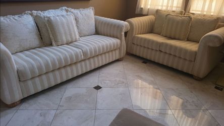 Sofa Set