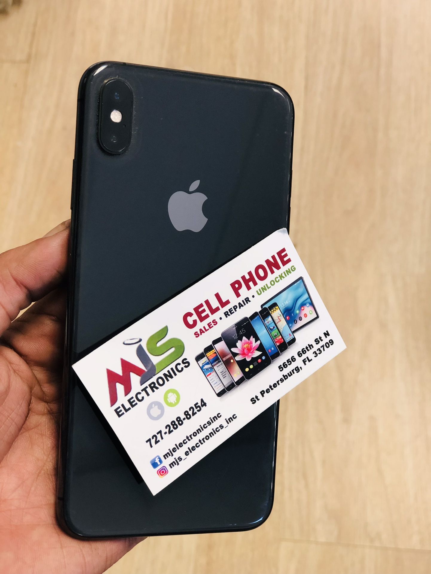 iPhone XS Max Unlocked