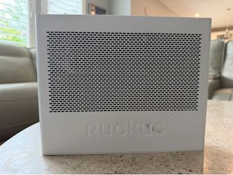 Ruckus network ICX 7150 Compact Switch (ICX7150-C12P-2X1G)