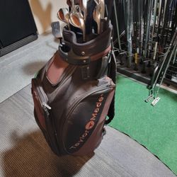 Taylormade Burner Golf Set And Bag for Sale in Houston, TX - OfferUp