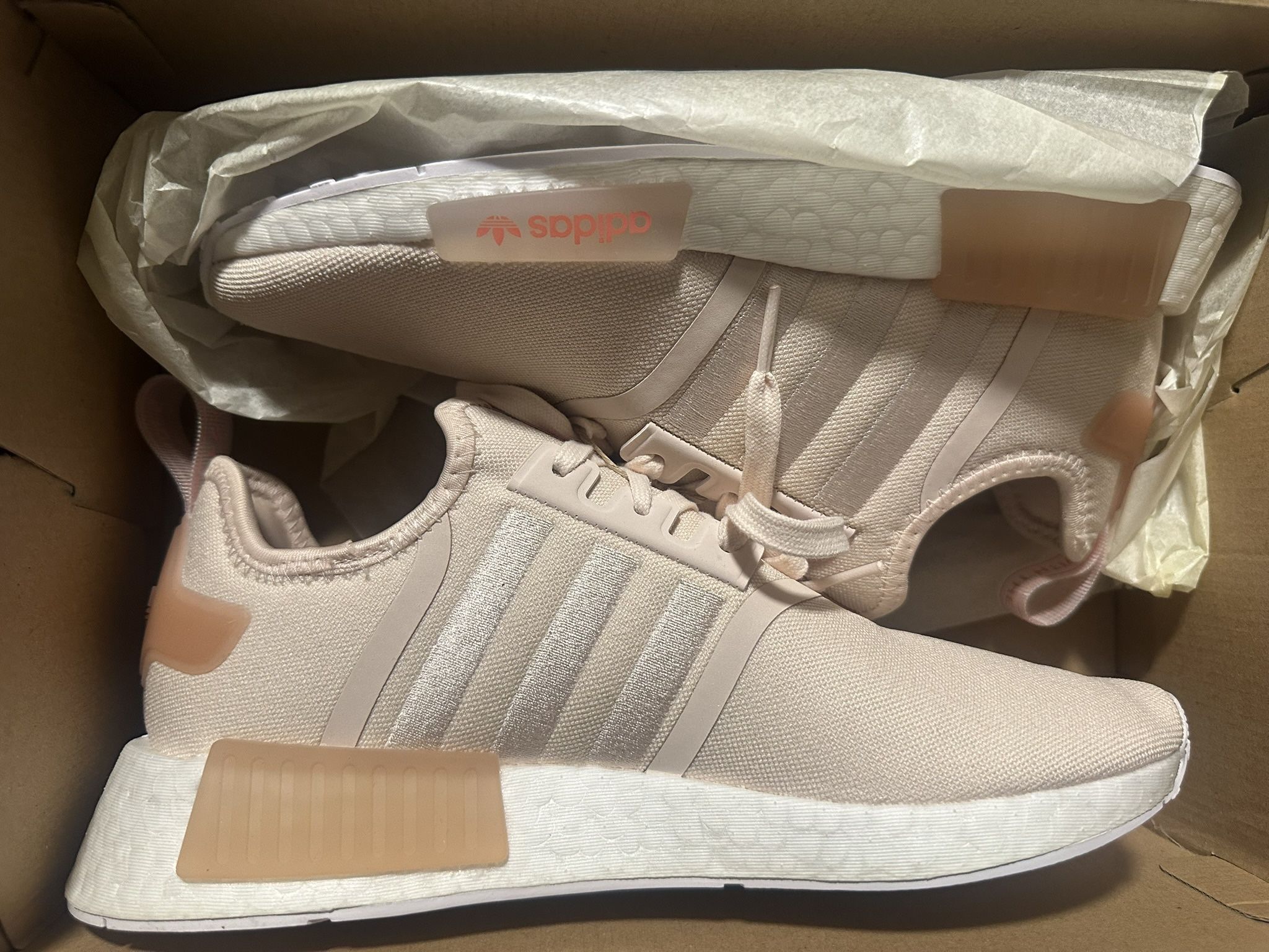 Adidas Size 9 Light Pink 
