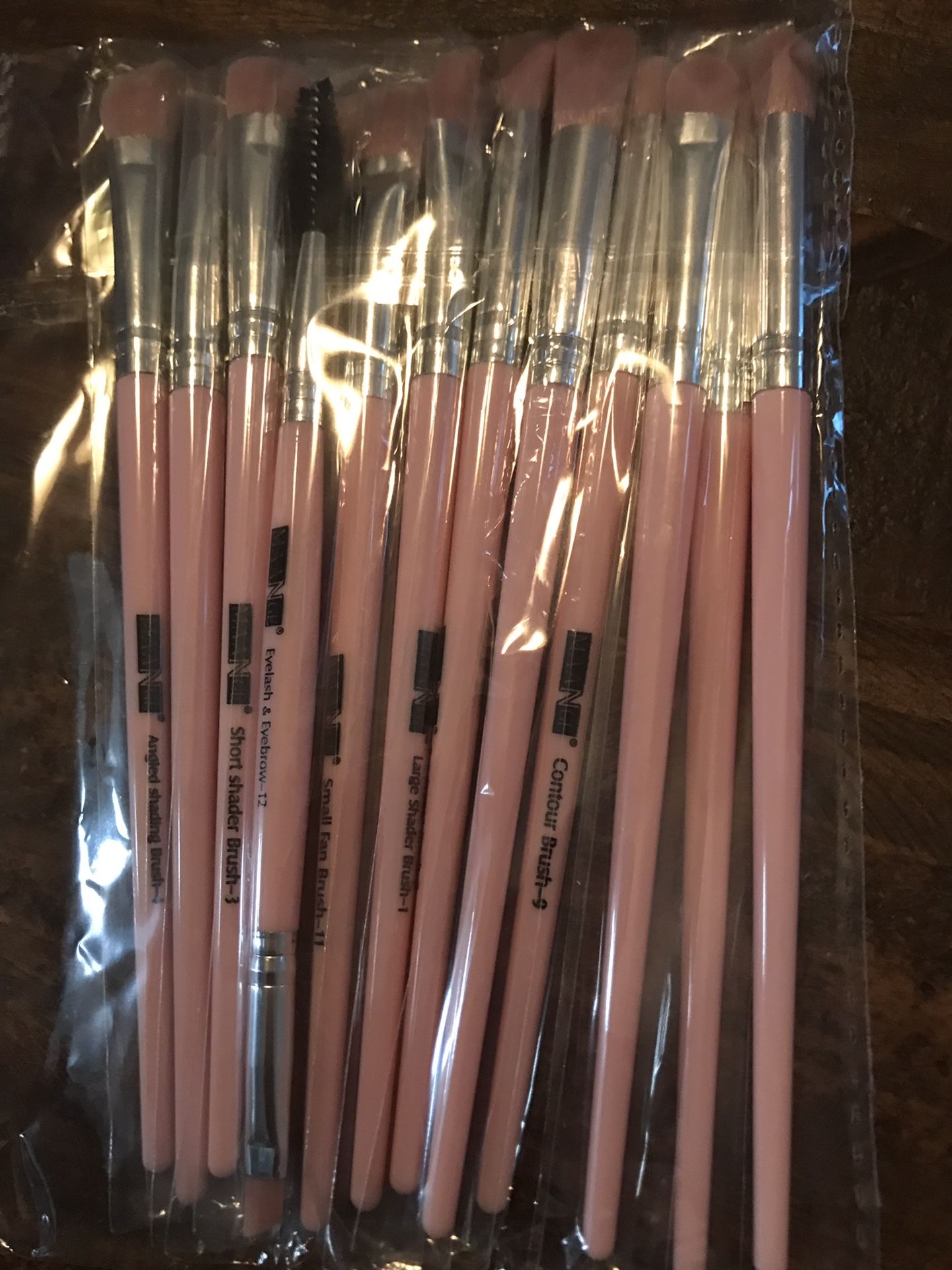 Makeup brushes