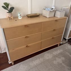 Dresser - Pottery Barn (Nash)