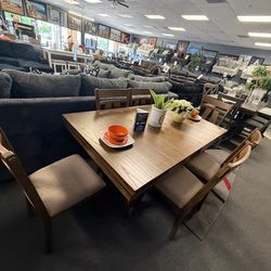 7:Pc Dining Set