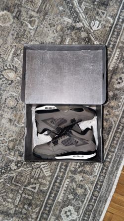 Jordan 4 Retro Cave Stone size 10.5 men new