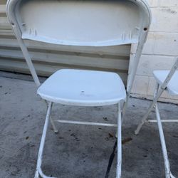 Used White Folding Chairs S,a,l,e