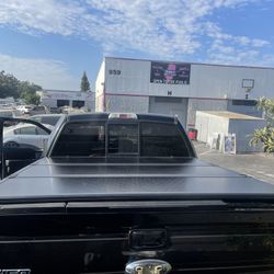 Hard Trifold cover 04-14 Ford F-150 5.5FT Tapadera De Trokas
